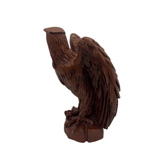Vintage Red Mill Mfg Pecan Shell Resin Eagle Figurine Handcrafted USA 7″ - Picture 2 of 6